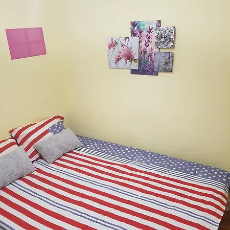 Quarto em Acomodações Particulares Lar Afrodite In Lisboa